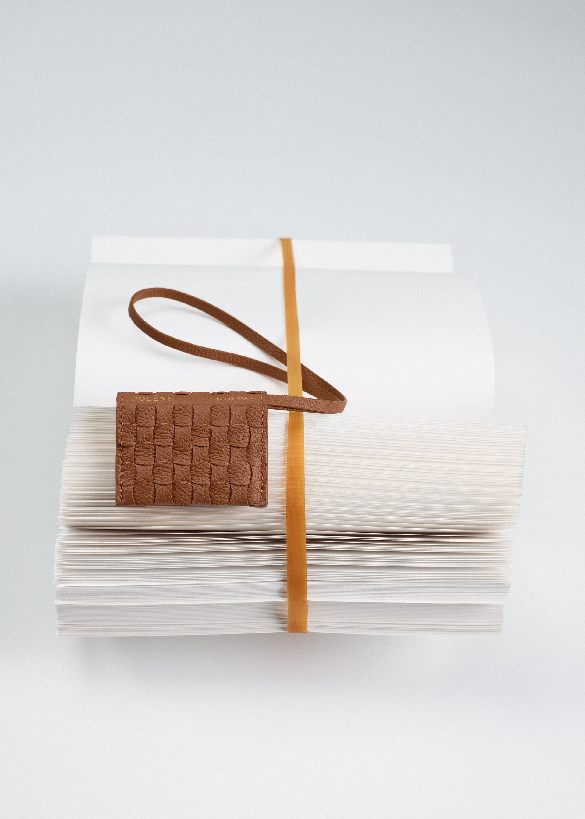 Charm  L’Écrivain  - Camel