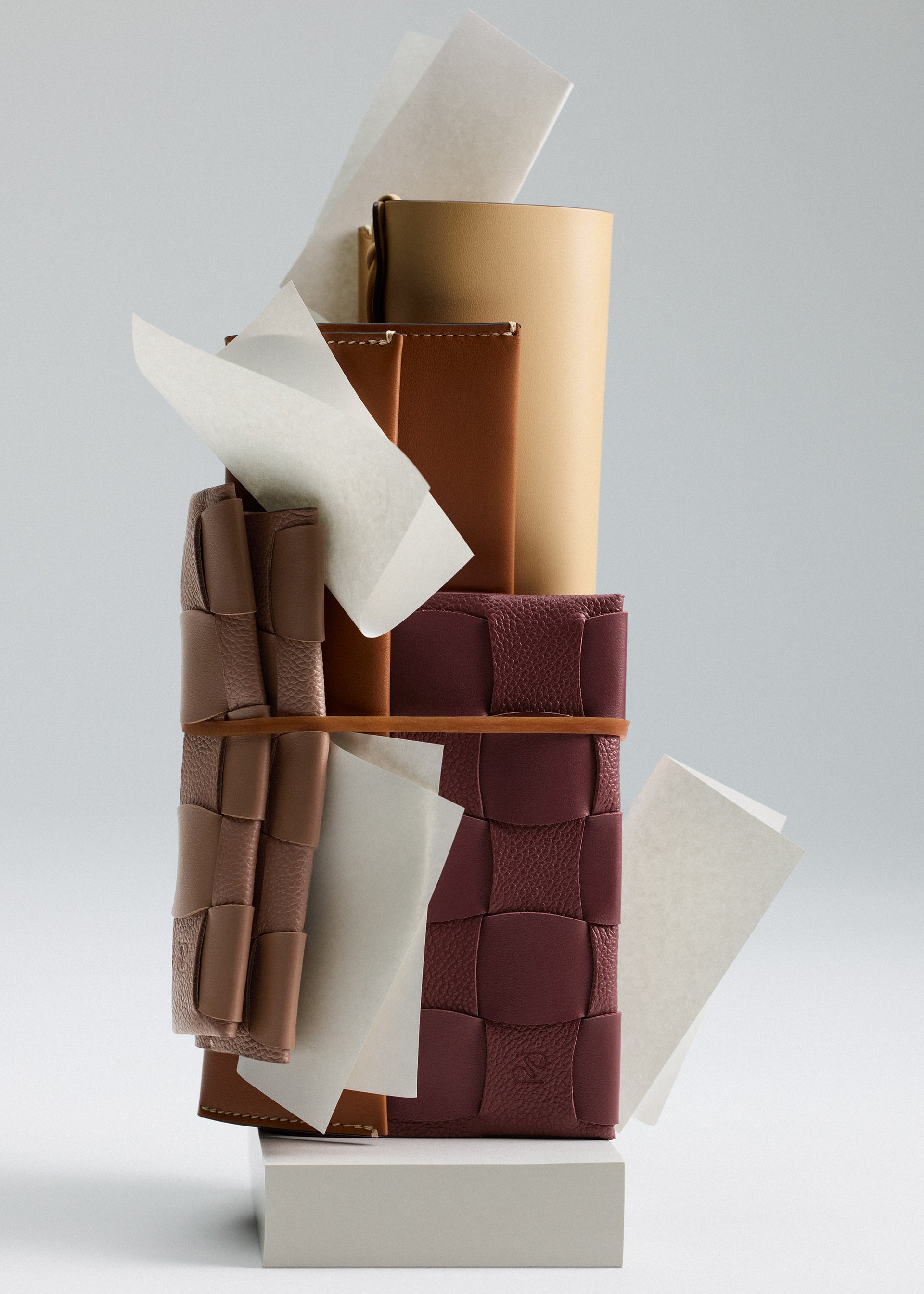 Couvre carnet Neiti A6 - Cerise Noire