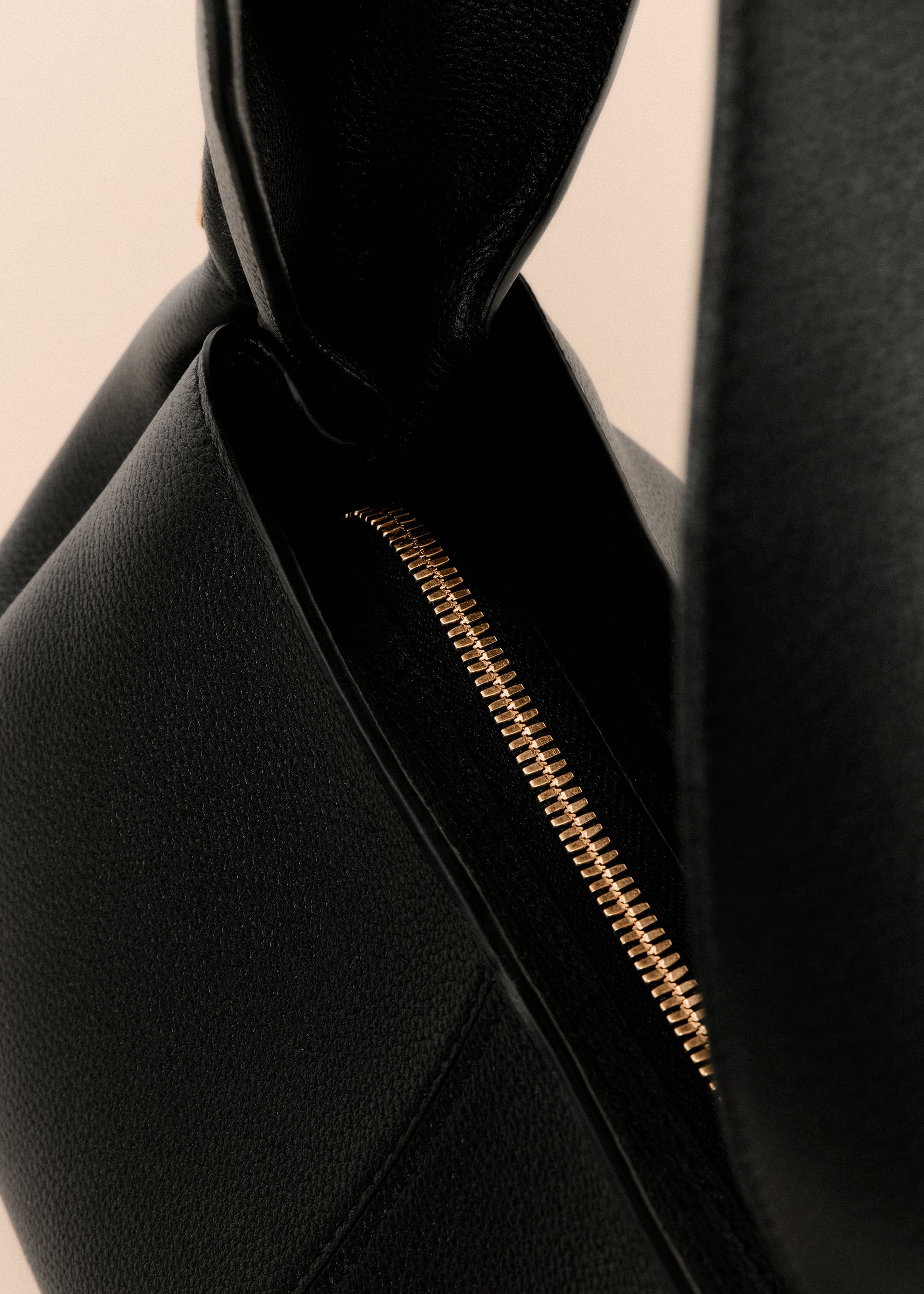 Numéro Neuf East West - Noir Grainé